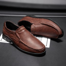 Men Retro Cow Leather Slip Resistant Slip On Casual Shoes